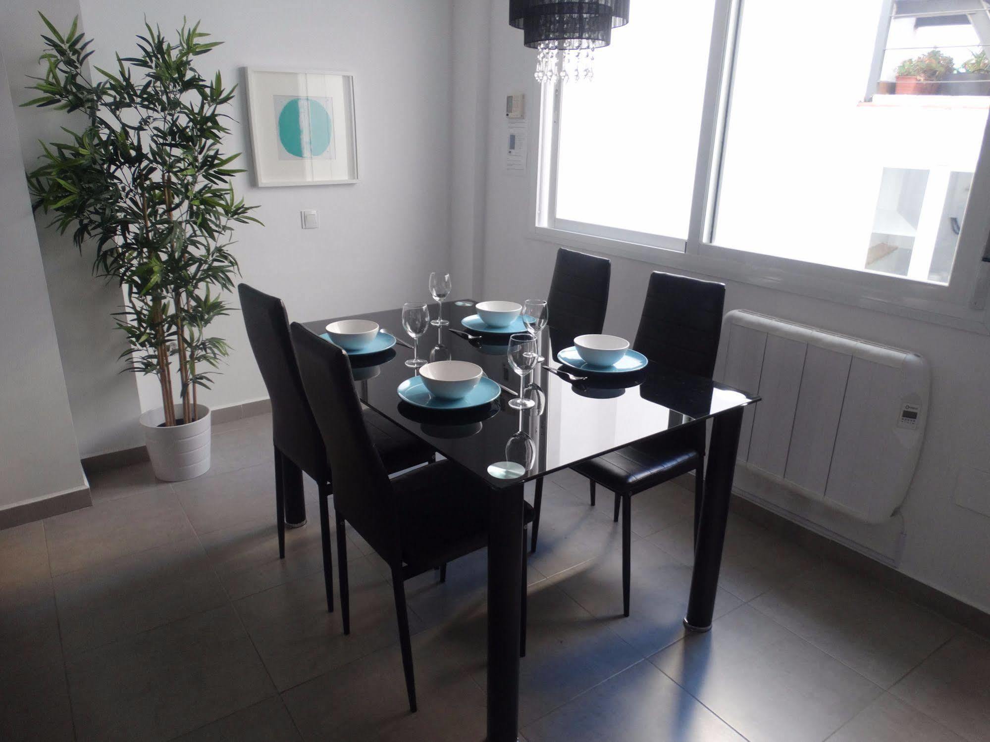 Malaga Apartamentos - Nuno Gomez, 24 Kültér fotó