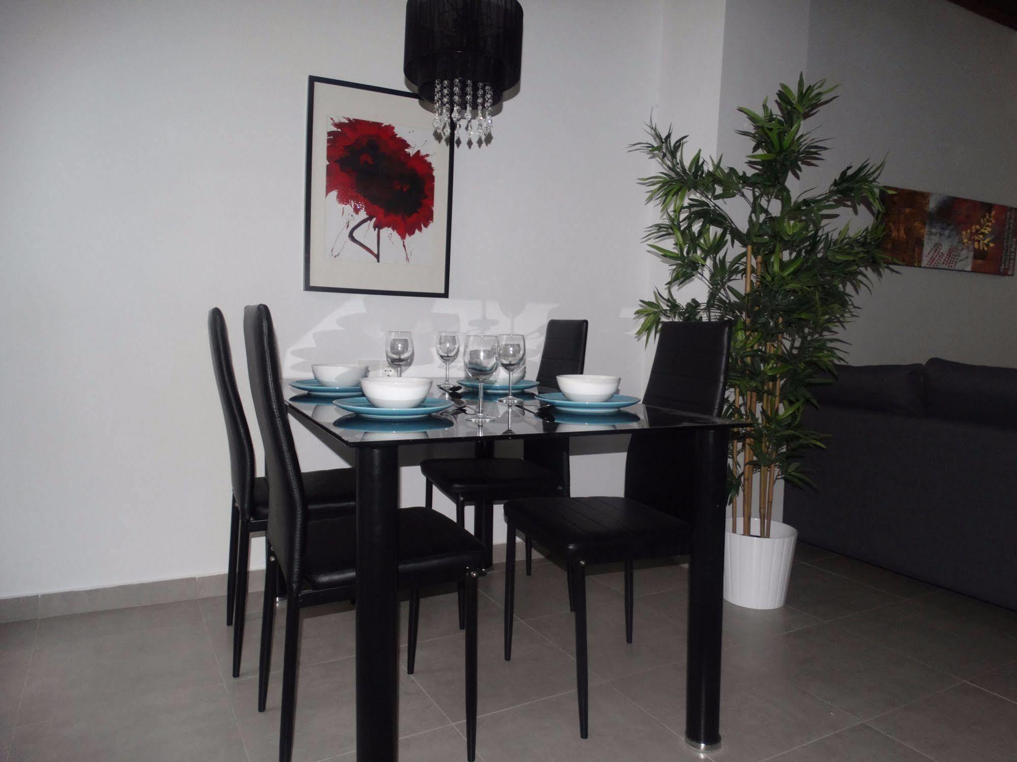 Malaga Apartamentos - Nuno Gomez, 24 Kültér fotó