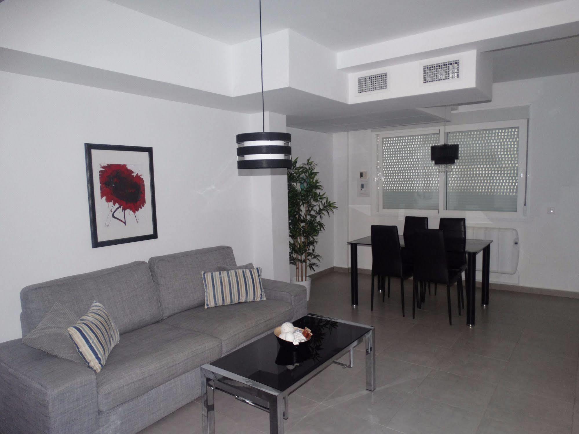 Malaga Apartamentos - Nuno Gomez, 24 Kültér fotó